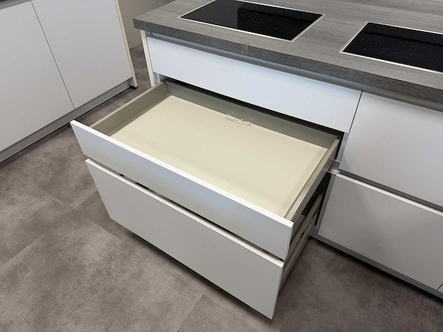 Bauformat - showroomkeuken met apparatuur - afbeelding 22 van  72