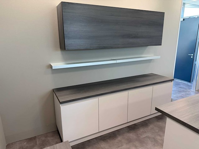 Bauformat - showroomkeuken met apparatuur - afbeelding 48 van  72