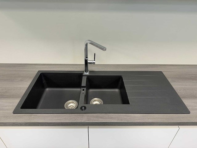 Bauformat - showroomkeuken met apparatuur - afbeelding 7 van  24