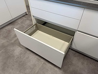 Bauformat - showroomkeuken met apparatuur - afbeelding 17 van  24