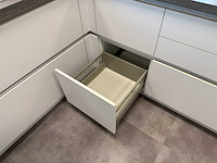 Bauformat - showroomkeuken met apparatuur - afbeelding 29 van  61