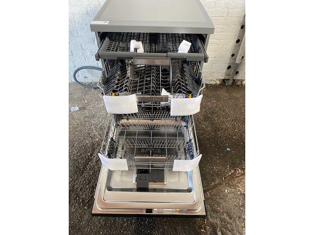 Bauknecht b7f hs51 x vrijstaande vaatwasser 60cm - afbeelding 2 van  4
