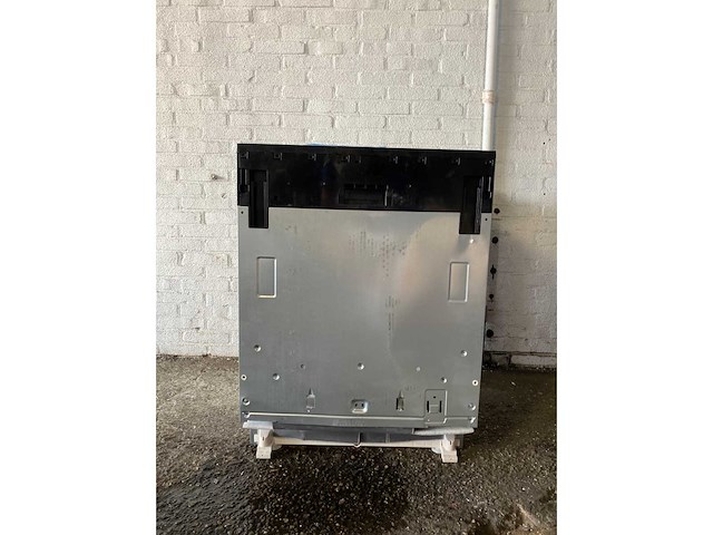 Bauknecht b7i hf60 tuc inbouw vaatwasser | autodeur opening | besteklade| energielabal a - afbeelding 2 van  6