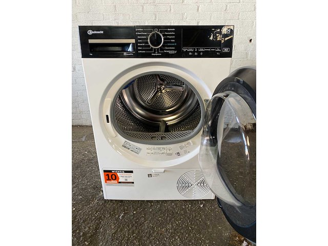 Bauknecht bt 95c wbs, vrijstaand, voorlader, warmtepomp - afbeelding 1 van  4