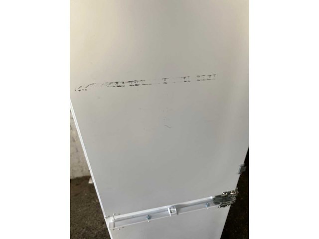 Bauknecht kgitn18mmf4 inbouw koelvriescombinatie 177 cm nofrost - afbeelding 2 van  12