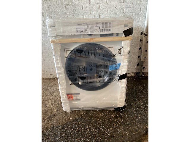 Bauknecht wm elite 8 fh aa wasmachine voorlader 8 kg 1400 rpm wit duits display - afbeelding 2 van  5
