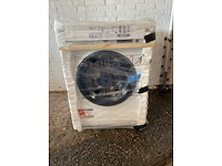 Bauknecht wm elite 8 fh aa wasmachine voorlader 8 kg 1400 rpm wit duits display - afbeelding 2 van  5
