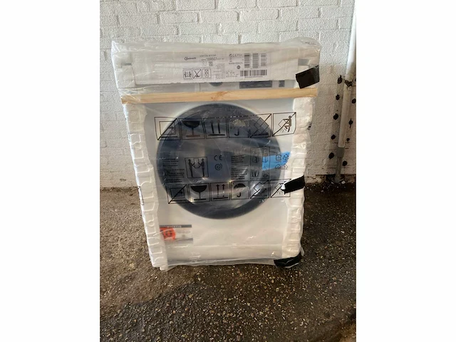 Bauknecht wm elite 8 fh aa wasmachine voorlader 8 kg 1400 rpm wit duits display - afbeelding 2 van  4