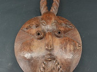 Baule goli houten masker . uit ivoorkust. - afbeelding 1 van  5