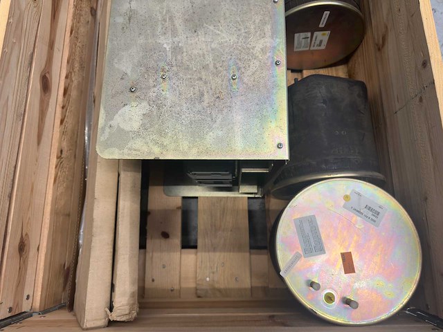 Baumüller - voedingsunit met luchtdrukvaten - afbeelding 1 van  6