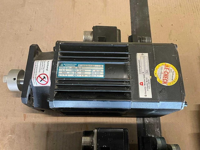 Baumuller partij servo-motoren - afbeelding 2 van  8