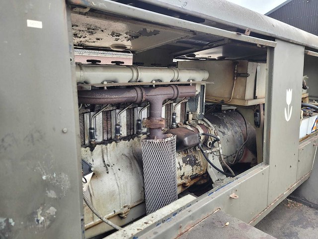 Bauscher stroomgenerator 60kva (ex army) - afbeelding 7 van  25
