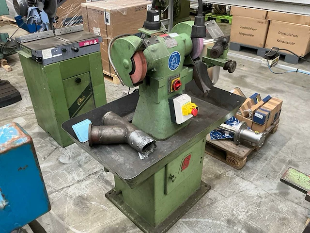 Bayer spiras6000n werkbankslijpmachine - afbeelding 1 van  9