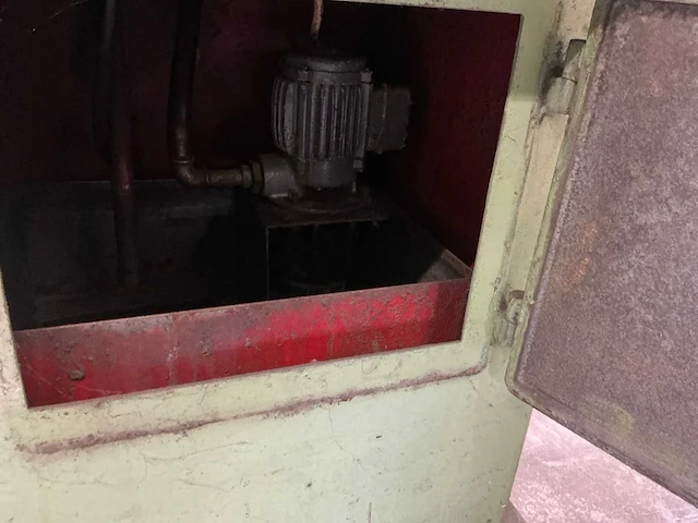 Bayer spiras6000n werkbankslijpmachine - afbeelding 7 van  9