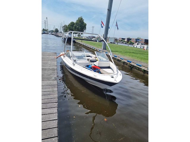 Bayliner - 1950 capri - speedboot - met vlemmix boot trailer - afbeelding 3 van  29