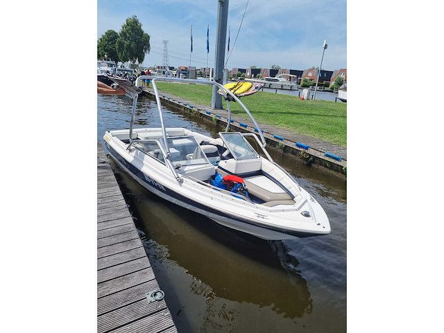 Bayliner - 1950 capri - speedboot - met vlemmix boot trailer - afbeelding 5 van  29