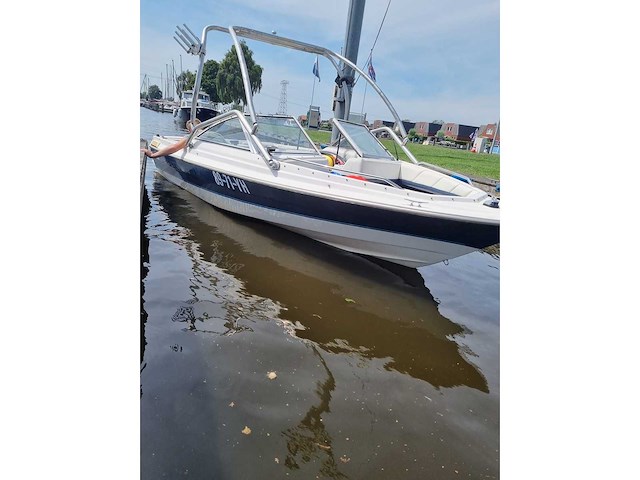 Bayliner - 1950 capri - speedboot - met vlemmix boot trailer - afbeelding 6 van  29