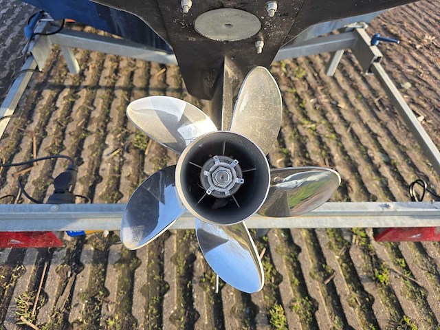 Bayliner - 1950 capri - speedboot - met vlemmix boot trailer - afbeelding 15 van  29