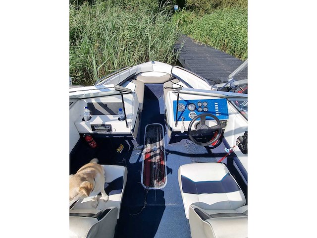 Bayliner - 1950 capri - speedboot - met vlemmix boot trailer - afbeelding 17 van  29