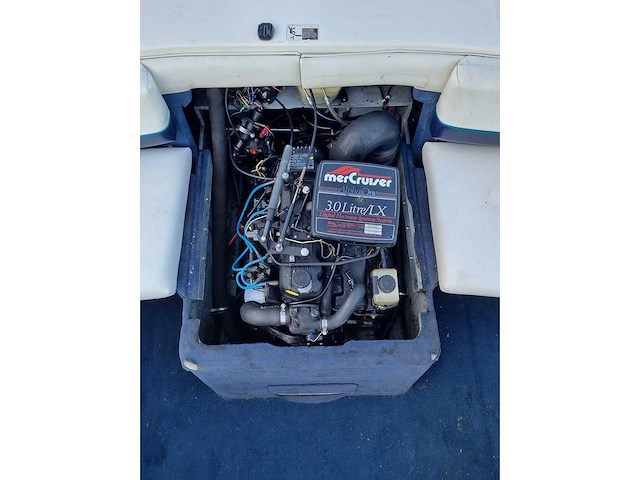 Bayliner - 1950 capri - speedboot - met vlemmix boot trailer - afbeelding 18 van  29