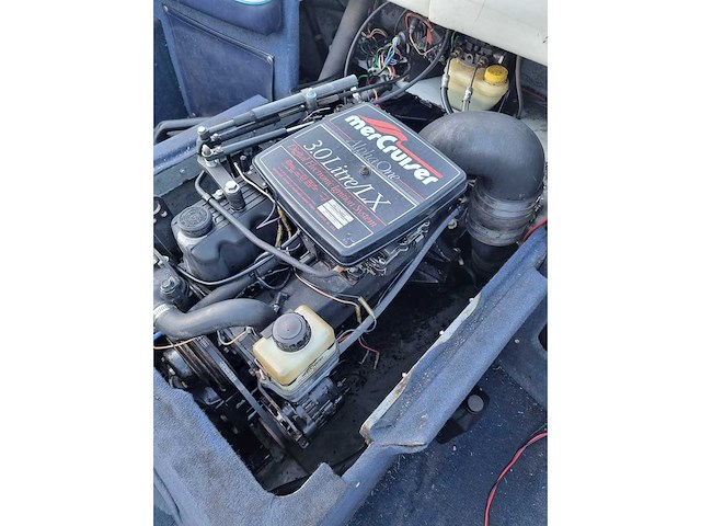 Bayliner - 1950 capri - speedboot - met vlemmix boot trailer - afbeelding 21 van  29