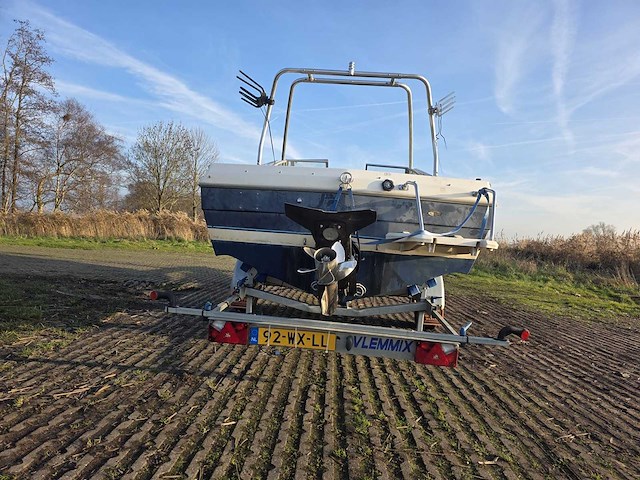 Bayliner - 1950 capri - speedboot - met vlemmix boot trailer - afbeelding 28 van  29