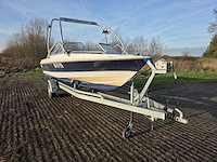 Bayliner - 1950 capri - speedboot - met vlemmix boot trailer - afbeelding 29 van  29
