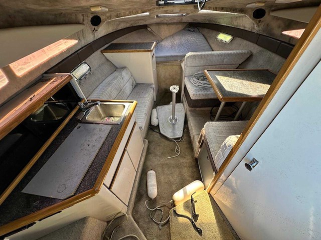 Bayliner - 1989 - 2655 - sportcruiser - afbeelding 2 van  10
