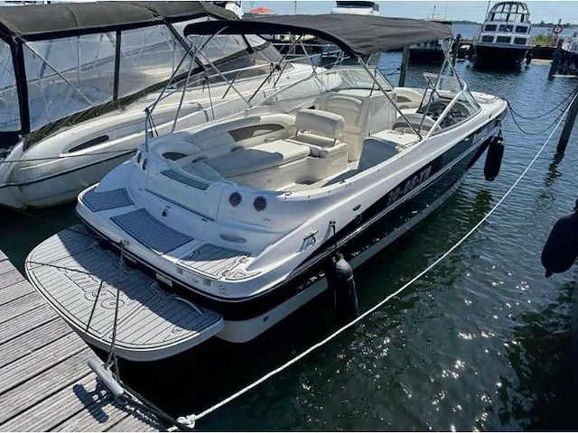 Bayliner - 245 bowrider - v8 - 2009 - cruiser - boot + vlemmix trailer 2023 - vaarklaar - afbeelding 11 van  20