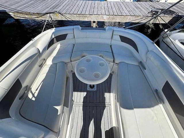 Bayliner - 245 bowrider - v8 - 2009 - cruiser - boot + vlemmix trailer 2023 - vaarklaar - afbeelding 17 van  20