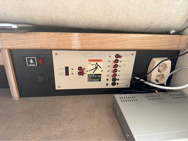 Bayliner - ciera 2858 - motorjacht - 1997 - afbeelding 35 van  41