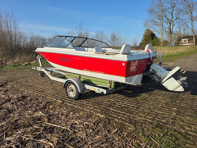 Bayliner - mutiny 140 pk - speedboot inclusief magic tilt trailer - afbeelding 11 van  41