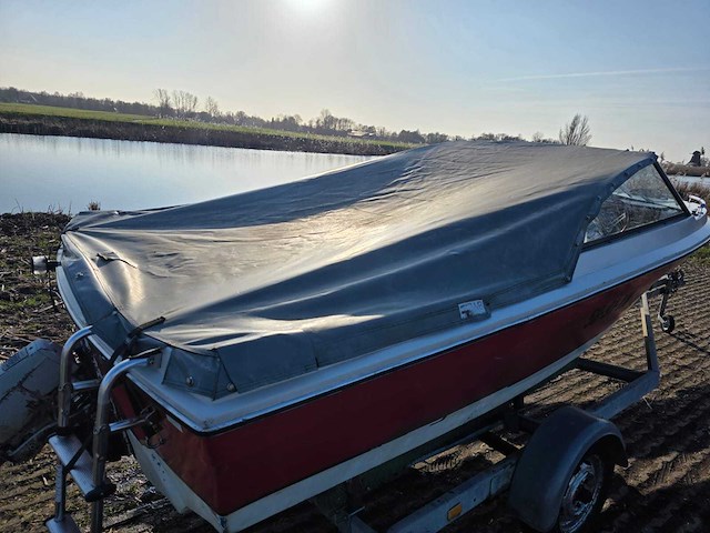 Bayliner - mutiny 140 pk - speedboot inclusief magic tilt trailer - afbeelding 17 van  41