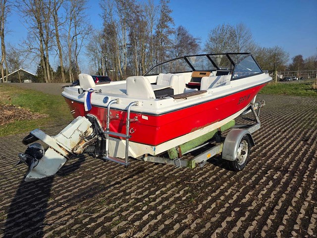 Bayliner - mutiny 140 pk - speedboot inclusief magic tilt trailer - afbeelding 3 van  41