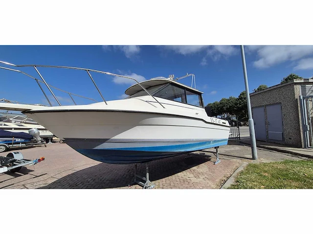 Bayliner - trophy cuddy 2059 - motor yacht - 1993 - afbeelding 1 van  17