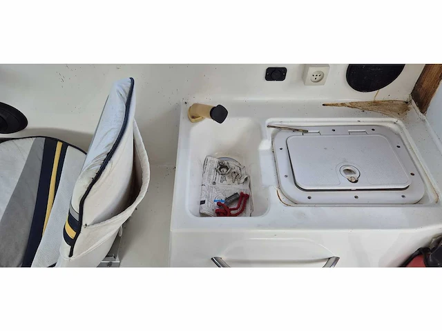 Bayliner - trophy cuddy 2059 - motor yacht - 1993 - afbeelding 17 van  17