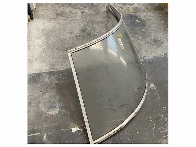 Bayliner 265 2004 windshield front window stern side - afbeelding 5 van  5