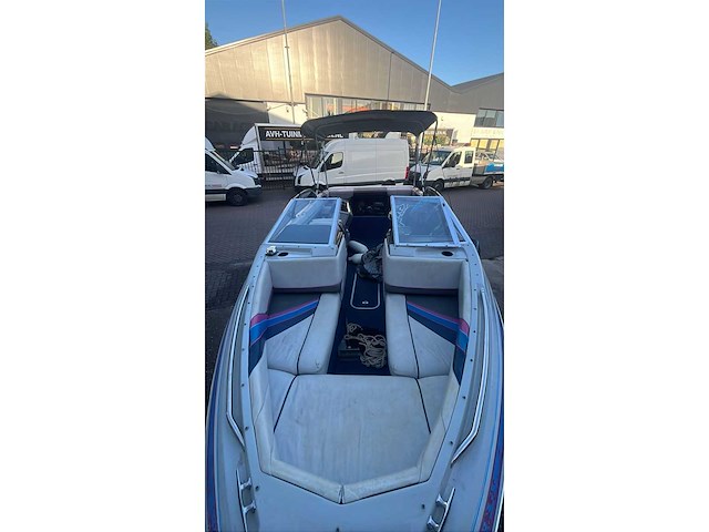 Bayliner capri inboard motor met trailer, wb-76-rl - afbeelding 1 van  1