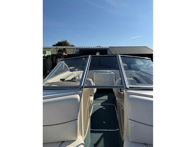 Bayliner capri speedboot sportboot - afbeelding 7 van  21