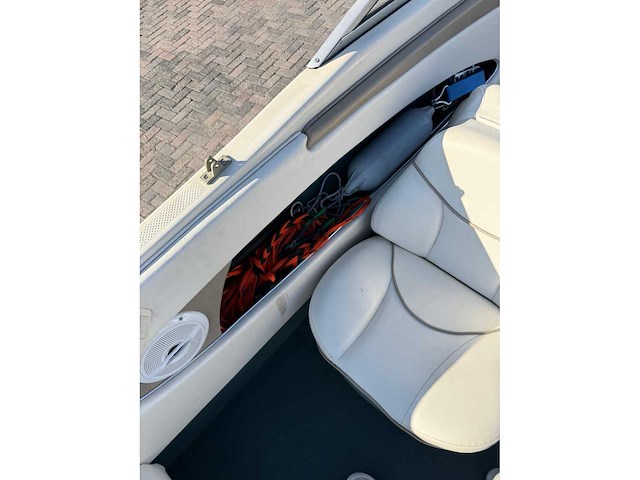 Bayliner capri speedboot sportboot - afbeelding 8 van  21