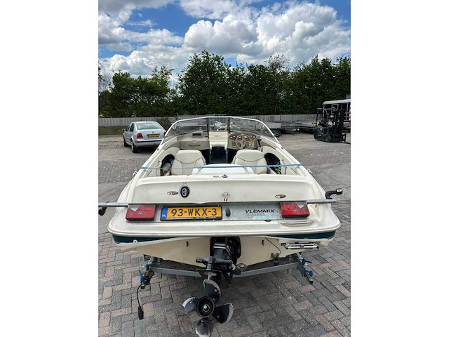 Bayliner capri speedboot sportboot - afbeelding 20 van  21
