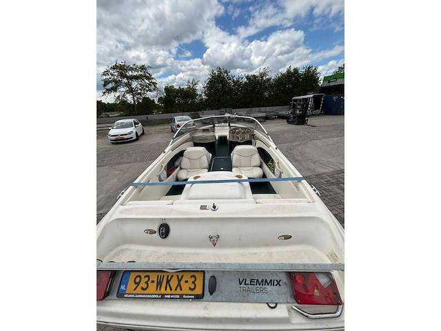 Bayliner capri speedboot sportboot - afbeelding 21 van  21