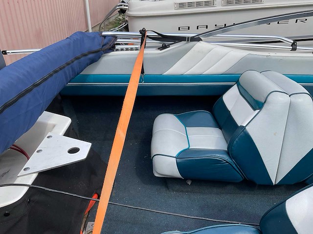 Bayliner capri speedboot - afbeelding 3 van  24