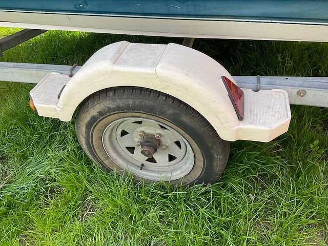 Bayliner capri speedboot - afbeelding 17 van  24