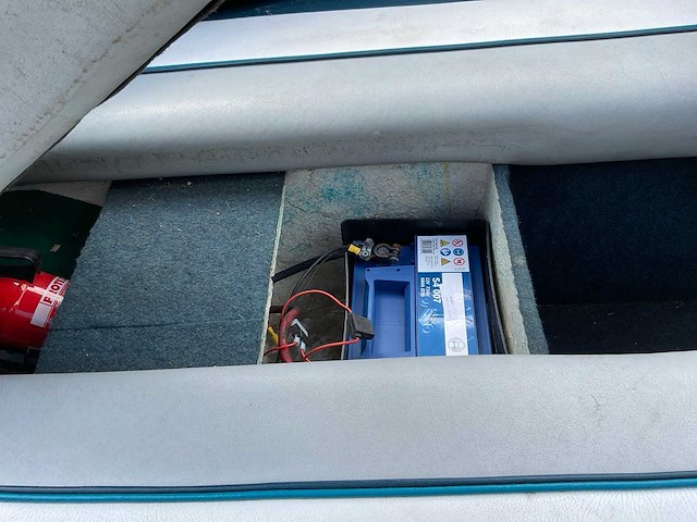 Bayliner capri speedboot - afbeelding 22 van  24