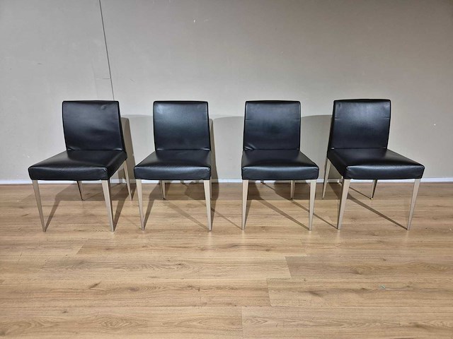 B&b maxalto - melandra - eetkamerstoelen - dining chair (4x) - afbeelding 1 van  11
