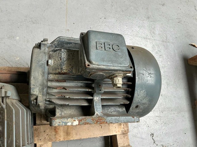 Bbc qu 160 m4ag elektromotor (2x) - afbeelding 3 van  4