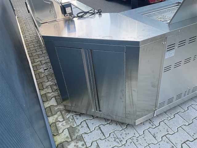 Bbq burner-hoek-grill-wasbak-pizza buitenkeuken - afbeelding 3 van  32