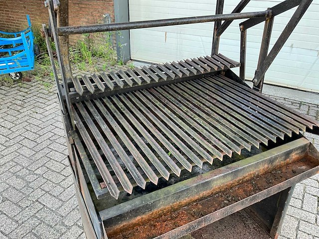 Bbq - afbeelding 5 van  10