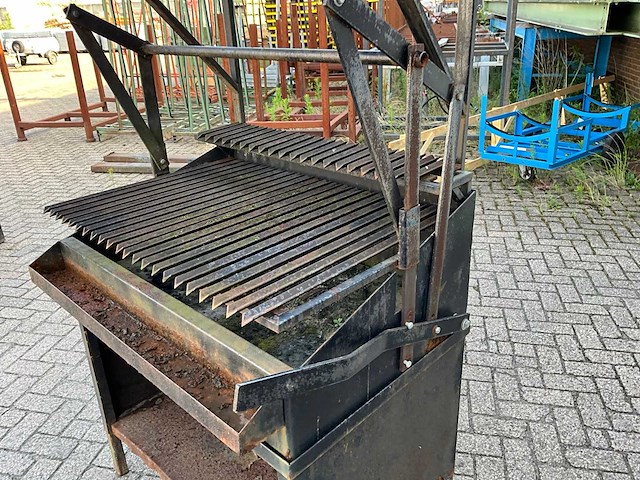 Bbq - afbeelding 8 van  10